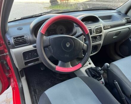 Червоний Рено Clio Symbol, об'ємом двигуна 1.4 л та пробігом 170 тис. км за 3650 $, фото 6 на Automoto.ua
