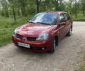 Красный Рено Clio Symbol, объемом двигателя 1.4 л и пробегом 136 тыс. км за 4800 $, фото 1 на Automoto.ua