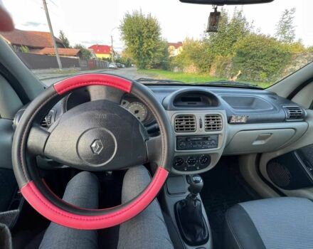 Червоний Рено Clio Symbol, об'ємом двигуна 1.4 л та пробігом 170 тис. км за 3650 $, фото 3 на Automoto.ua