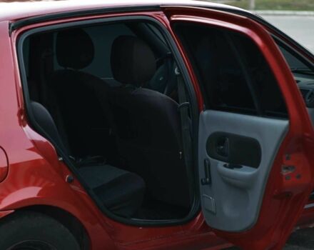 Червоний Рено Clio Symbol, об'ємом двигуна 1.4 л та пробігом 277 тис. км за 3400 $, фото 9 на Automoto.ua