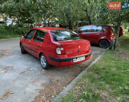 Красный Рено Clio Symbol, объемом двигателя 1.39 л и пробегом 302 тыс. км за 2800 $, фото 1 на Automoto.ua