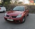 Красный Рено Clio Symbol, объемом двигателя 1.39 л и пробегом 200 тыс. км за 2800 $, фото 8 на Automoto.ua