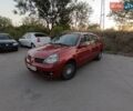 Красный Рено Clio Symbol, объемом двигателя 1.39 л и пробегом 200 тыс. км за 2800 $, фото 1 на Automoto.ua