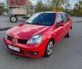 Рено Clio Symbol 2007 у Кривому Розі на Automoto.ua Червоний Рено Clio Symbol, об'ємом двигуна 1.4 л та пробігом 234 тис. км за 2850 $, фото 15 на Automoto.ua