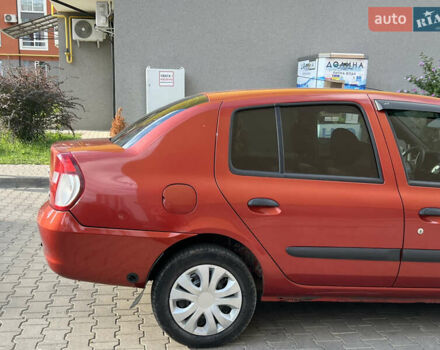Красный Рено Clio Symbol, объемом двигателя 1.39 л и пробегом 184 тыс. км за 3100 $, фото 2 на Automoto.ua
