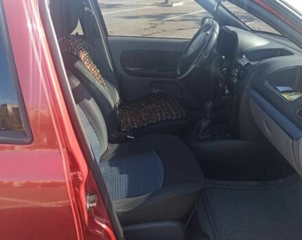 Червоний Рено Clio Symbol, об'ємом двигуна 1.4 л та пробігом 203 тис. км за 3800 $, фото 5 на Automoto.ua