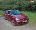 Красный Рено Clio Symbol, объемом двигателя 1.39 л и пробегом 235 тыс. км за 3500 $, фото 1 на Automoto.ua