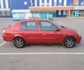 Красный Рено Clio Symbol, объемом двигателя 1.4 л и пробегом 388 тыс. км за 3350 $, фото 2 на Automoto.ua