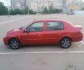 Красный Рено Clio Symbol, объемом двигателя 1.4 л и пробегом 388 тыс. км за 3350 $, фото 3 на Automoto.ua