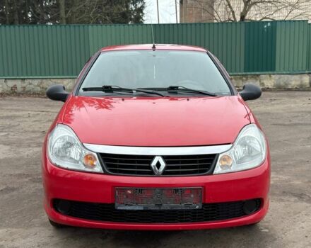Красный Рено Clio Symbol, объемом двигателя 0 л и пробегом 180 тыс. км за 3650 $, фото 4 на Automoto.ua