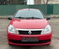 Красный Рено Clio Symbol, объемом двигателя 0 л и пробегом 180 тыс. км за 3650 $, фото 4 на Automoto.ua