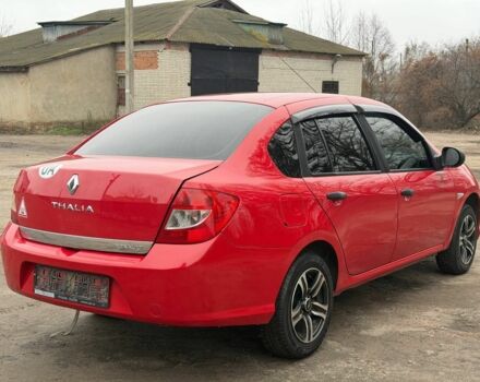 Красный Рено Clio Symbol, объемом двигателя 0 л и пробегом 180 тыс. км за 3650 $, фото 8 на Automoto.ua