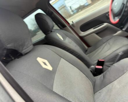 Красный Рено Clio Symbol, объемом двигателя 0 л и пробегом 180 тыс. км за 3650 $, фото 20 на Automoto.ua