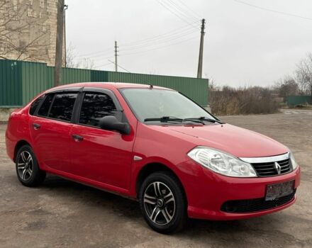 Красный Рено Clio Symbol, объемом двигателя 0 л и пробегом 180 тыс. км за 3650 $, фото 3 на Automoto.ua