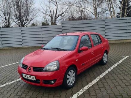 Красный Рено Clio Symbol, объемом двигателя 1.4 л и пробегом 178 тыс. км за 3200 $, фото 1 на Automoto.ua