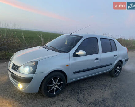 Рено Clio Symbol, объемом двигателя 1.4 л и пробегом 280 тыс. км за 2599 $, фото 2 на Automoto.ua