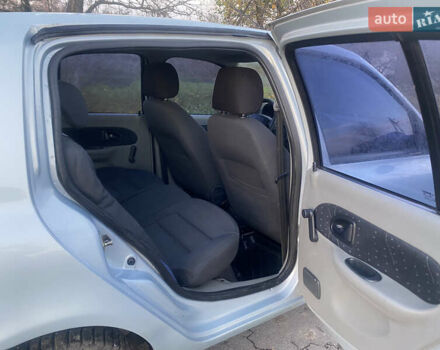 Рено Clio Symbol, объемом двигателя 1.4 л и пробегом 280 тыс. км за 2599 $, фото 11 на Automoto.ua