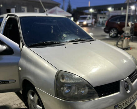 Рено Clio Symbol, объемом двигателя 1.4 л и пробегом 300 тыс. км за 3400 $, фото 4 на Automoto.ua