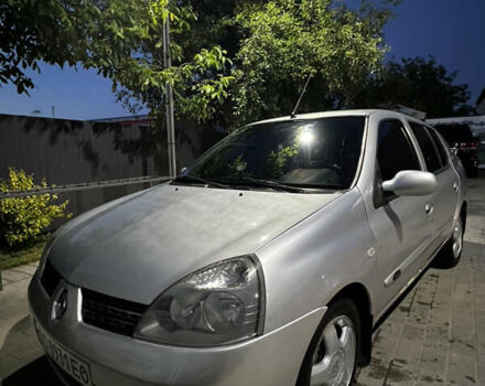 Рено Clio Symbol, объемом двигателя 1.4 л и пробегом 300 тыс. км за 3400 $, фото 2 на Automoto.ua