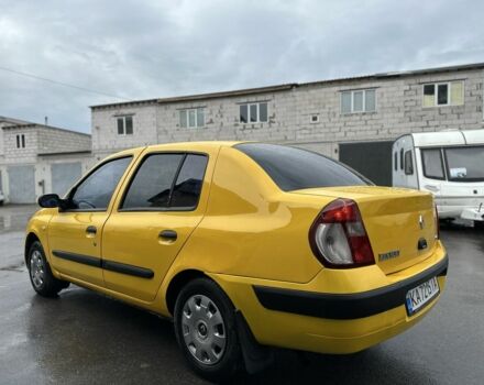Желтый Рено Clio Symbol, объемом двигателя 1.4 л и пробегом 255 тыс. км за 3000 $, фото 6 на Automoto.ua
