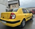 Желтый Рено Clio Symbol, объемом двигателя 1.4 л и пробегом 255 тыс. км за 3000 $, фото 3 на Automoto.ua