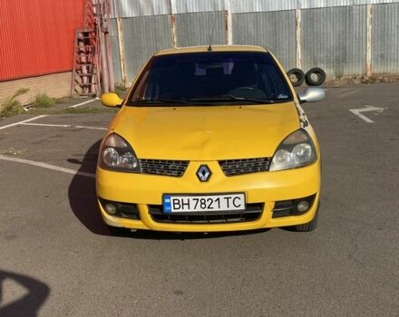 Жовтий Рено Clio Symbol, об'ємом двигуна 1.4 л та пробігом 300 тис. км за 2950 $, фото 3 на Automoto.ua