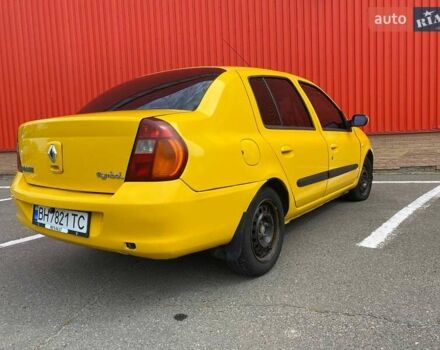 Желтый Рено Clio Symbol, объемом двигателя 1.39 л и пробегом 290 тыс. км за 3000 $, фото 2 на Automoto.ua