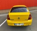 Желтый Рено Clio Symbol, объемом двигателя 1.39 л и пробегом 290 тыс. км за 3000 $, фото 4 на Automoto.ua