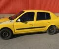 Жовтий Рено Clio Symbol, об'ємом двигуна 1.4 л та пробігом 300 тис. км за 2950 $, фото 4 на Automoto.ua
