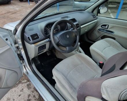 Серый Рено Clio Symbol, объемом двигателя 1.4 л и пробегом 172 тыс. км за 3300 $, фото 6 на Automoto.ua