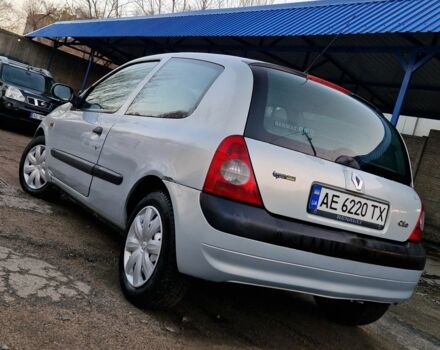 Серый Рено Clio Symbol, объемом двигателя 1.4 л и пробегом 172 тыс. км за 3300 $, фото 3 на Automoto.ua