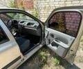 Серый Рено Clio Symbol, объемом двигателя 1.4 л и пробегом 135 тыс. км за 3800 $, фото 13 на Automoto.ua