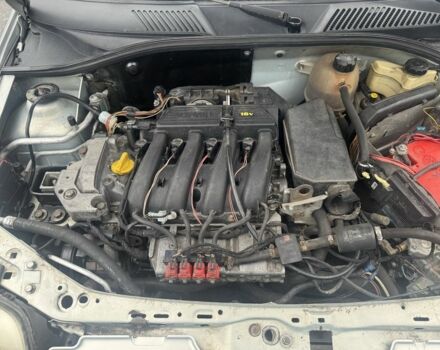 Сірий Рено Clio Symbol, об'ємом двигуна 1.4 л та пробігом 250 тис. км за 1600 $, фото 7 на Automoto.ua