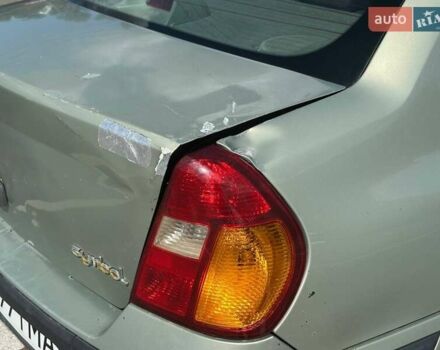 Серый Рено Clio Symbol, объемом двигателя 1.4 л и пробегом 260 тыс. км за 2200 $, фото 6 на Automoto.ua