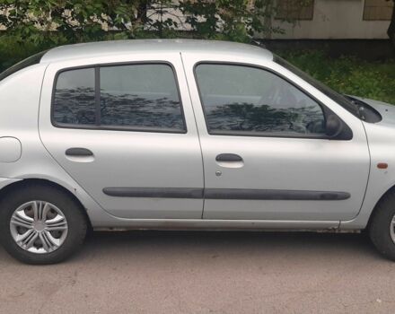 Рено Clio Symbol 2002 у Києві на Automoto.ua Сірий Рено Clio Symbol, об'ємом двигуна 1.4 л та пробігом 325 тис. км за 3005 $, фото 1 на Automoto.ua