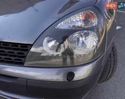 Сірий Рено Clio Symbol, об'ємом двигуна 1.4 л та пробігом 121 тис. км за 5000 $, фото 8 на Automoto.ua