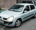 Серый Рено Clio Symbol, объемом двигателя 1.4 л и пробегом 290 тыс. км за 3350 $, фото 1 на Automoto.ua