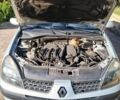 Серый Рено Clio Symbol, объемом двигателя 1.4 л и пробегом 238 тыс. км за 3700 $, фото 6 на Automoto.ua