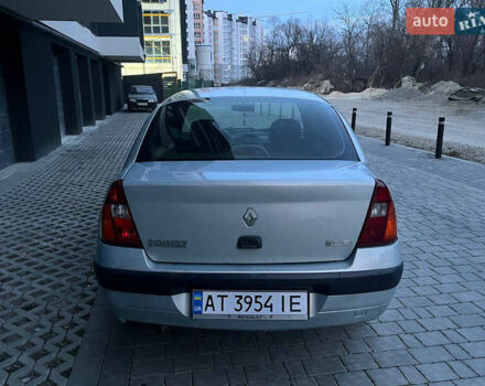 Серый Рено Clio Symbol, объемом двигателя 1.4 л и пробегом 230 тыс. км за 2250 $, фото 2 на Automoto.ua