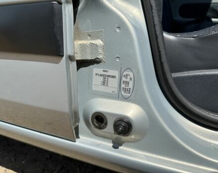 Серый Рено Clio Symbol, объемом двигателя 1.4 л и пробегом 125 тыс. км за 3500 $, фото 7 на Automoto.ua