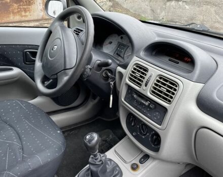 Серый Рено Clio Symbol, объемом двигателя 1.4 л и пробегом 125 тыс. км за 3500 $, фото 16 на Automoto.ua