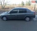 Серый Рено Clio Symbol, объемом двигателя 1.39 л и пробегом 350 тыс. км за 2999 $, фото 1 на Automoto.ua