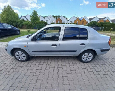 Серый Рено Clio Symbol, объемом двигателя 1.4 л и пробегом 300 тыс. км за 2600 $, фото 3 на Automoto.ua