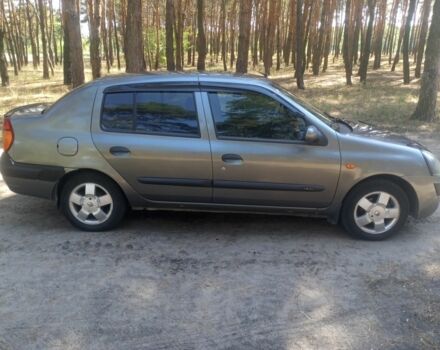 Серый Рено Clio Symbol, объемом двигателя 1.4 л и пробегом 350 тыс. км за 3300 $, фото 2 на Automoto.ua