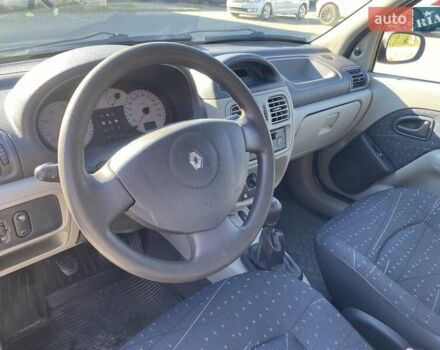 Серый Рено Clio Symbol, объемом двигателя 1.4 л и пробегом 177 тыс. км за 3100 $, фото 9 на Automoto.ua
