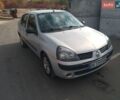 Серый Рено Clio Symbol, объемом двигателя 1.39 л и пробегом 350 тыс. км за 2500 $, фото 1 на Automoto.ua