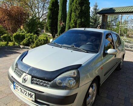 Серый Рено Clio Symbol, объемом двигателя 1.4 л и пробегом 238 тыс. км за 3700 $, фото 2 на Automoto.ua