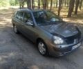 Серый Рено Clio Symbol, объемом двигателя 1.4 л и пробегом 350 тыс. км за 3300 $, фото 1 на Automoto.ua