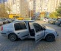 Сірий Рено Clio Symbol, об'ємом двигуна 1.4 л та пробігом 241 тис. км за 1750 $, фото 4 на Automoto.ua