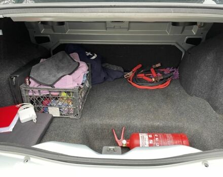 Серый Рено Clio Symbol, объемом двигателя 1.4 л и пробегом 125 тыс. км за 3500 $, фото 18 на Automoto.ua